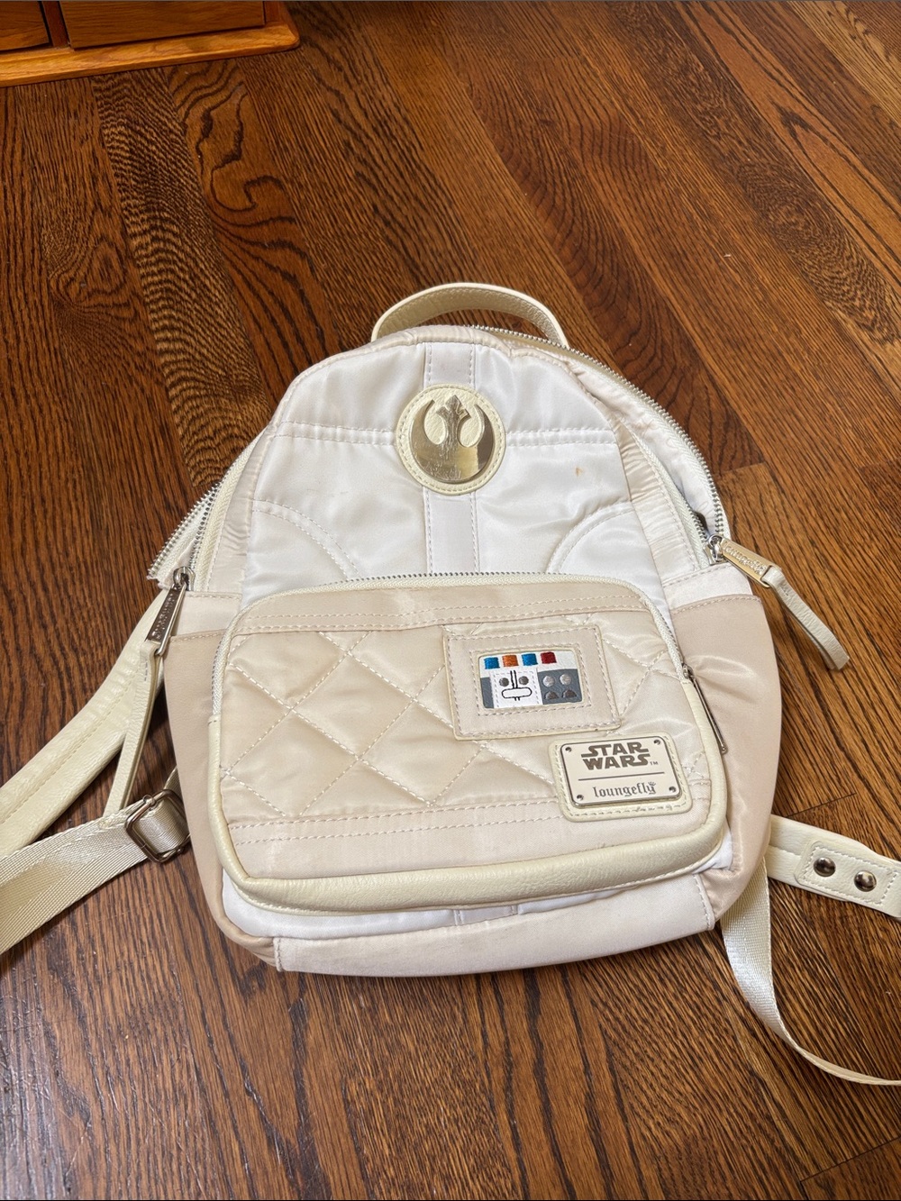 Loungefly Cream Quilted Star Wars Rebel Emblem Mini Backpack Hoth Princess Leia